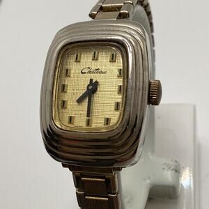 VINTAGE SWISS WOMENS CHATEAU LARGE SQUARE WATCH For Parts Or Repair